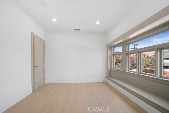 1676 W 24th, Los Angeles, CA 90007