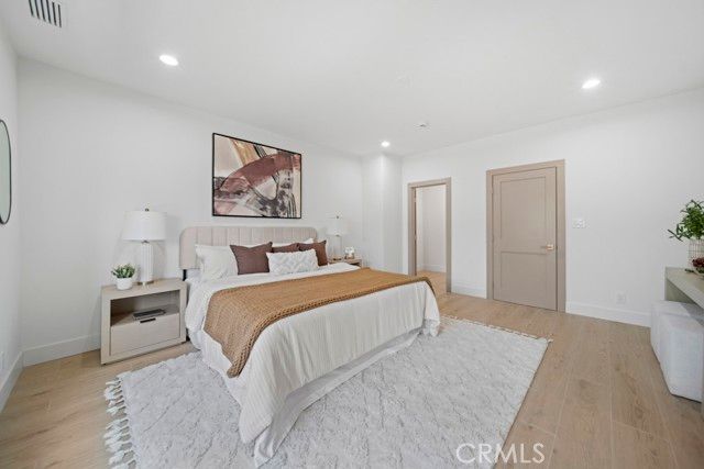 1676 W 24th, Los Angeles, CA 90007