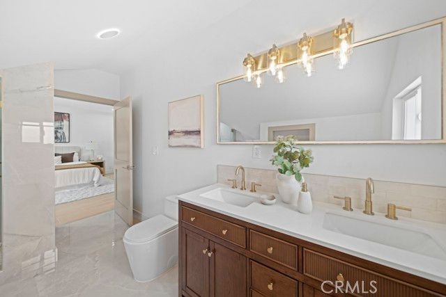 1676 W 24th, Los Angeles, CA 90007