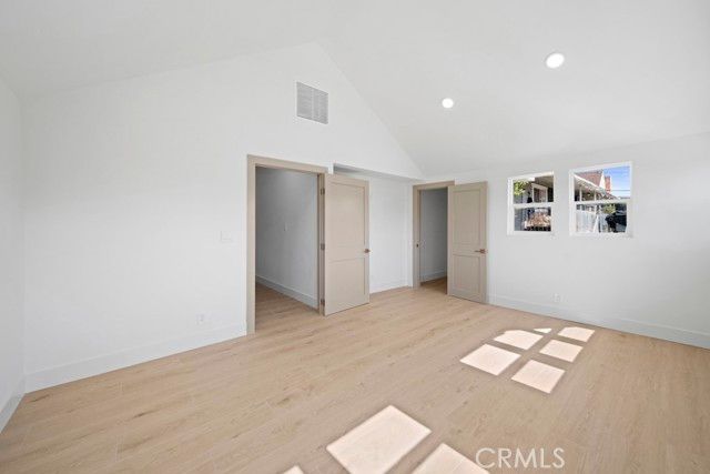 1676 W 24th, Los Angeles, CA 90007