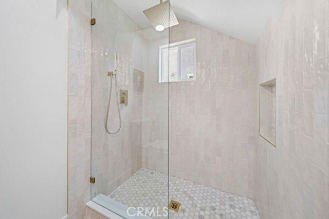 1676 W 24th, Los Angeles, CA 90007