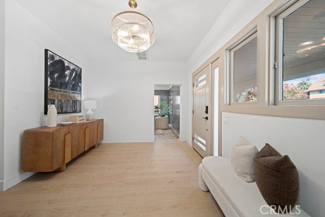 1676 W 24th, Los Angeles, CA 90007