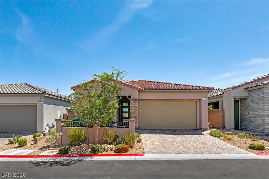 226 Little Haystack Drive, Las Vegas, NV 89138 — photo 2