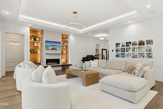 2200 Paddstowe Main Way, Wake Forest, NC 27587