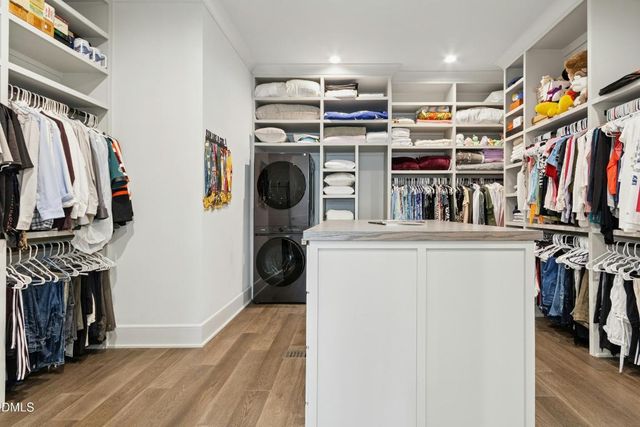 2200 Paddstowe Main Way, Wake Forest, NC 27587