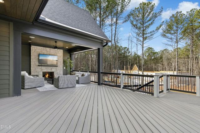 2200 Paddstowe Main Way, Wake Forest, NC 27587