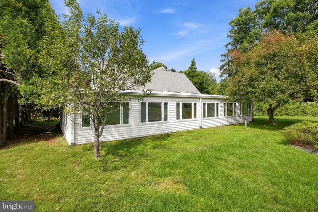 528 MONTGOMERY RD, Ambler, PA 19002
