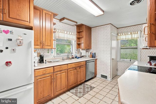 528 MONTGOMERY RD, Ambler, PA 19002