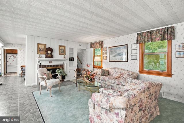 528 MONTGOMERY RD, Ambler, PA 19002