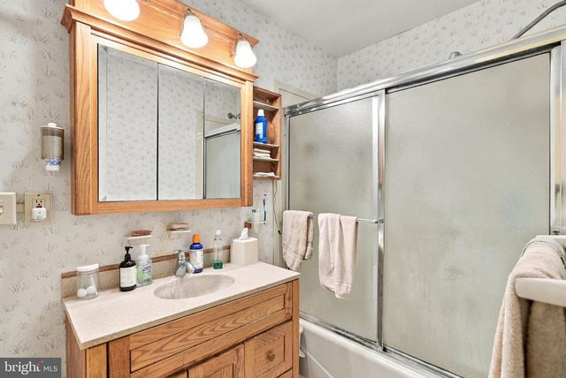 528 MONTGOMERY RD, Ambler, PA 19002