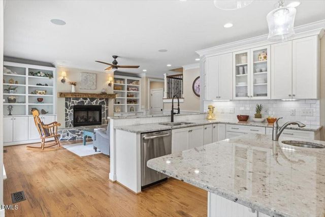 6313 Mountain Oaks Way, Wake Forest, NC 27587