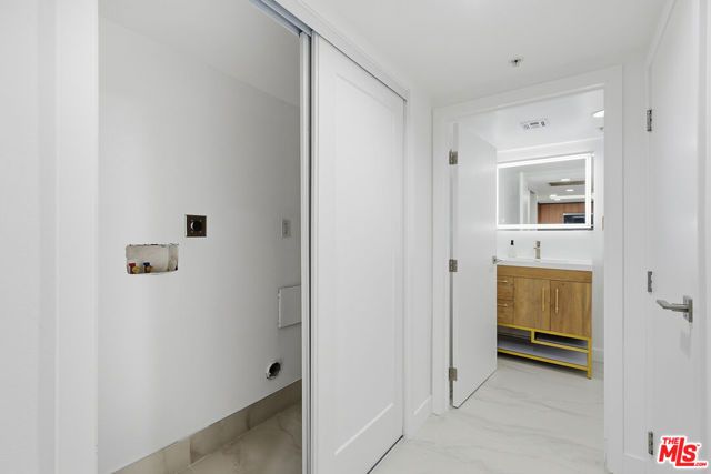 13700 Marina Pointe Drive 511, Marina Del Rey, CA 90292