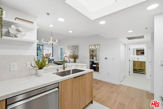 13700 Marina Pointe Drive 511, Marina Del Rey, CA 90292