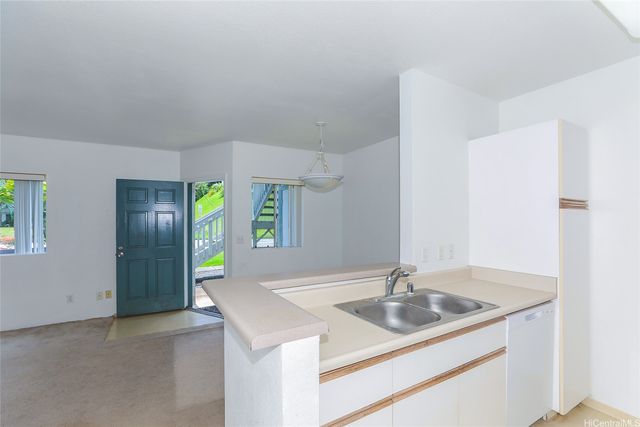 95-919 Wikao Street F102, Mililani, HI 96789
