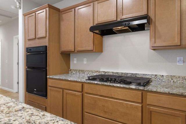 1283 Shady Pines St, Manteca, CA 95336