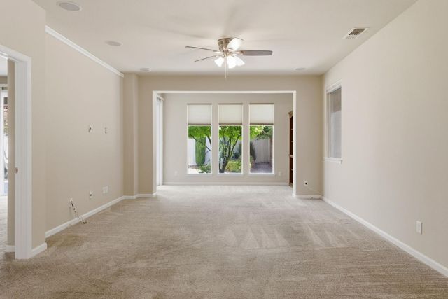 1283 Shady Pines St, Manteca, CA 95336