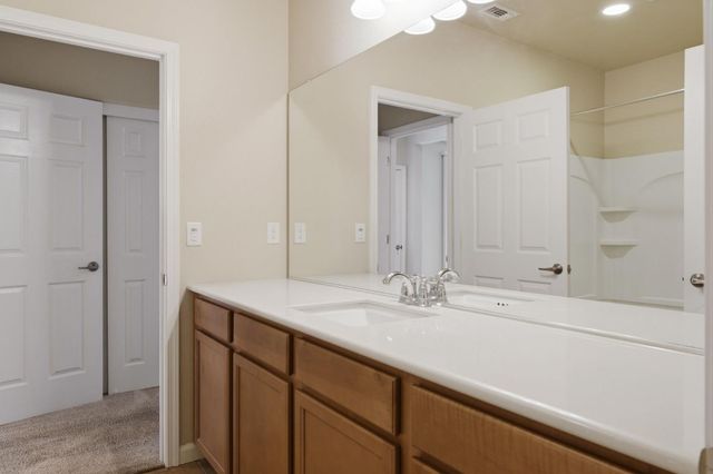 1283 Shady Pines St, Manteca, CA 95336