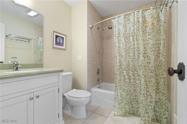 2265 Rollingwood Drive, Medina, OH 44256