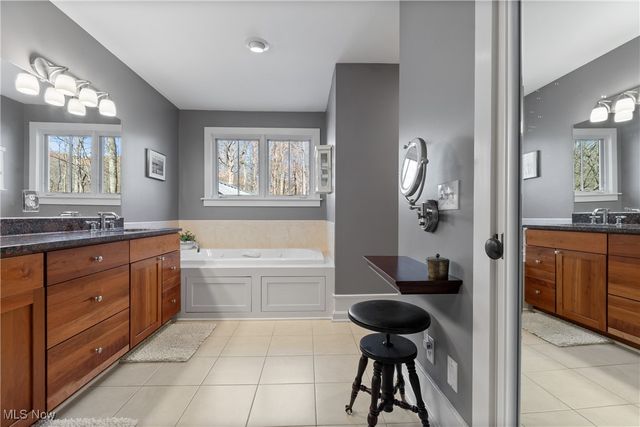 2265 Rollingwood Drive, Medina, OH 44256