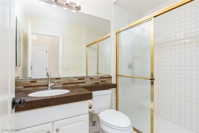 8528 Estrelita Drive, Las Vegas, NV 89128