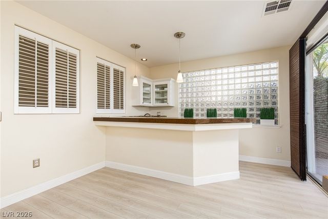 8528 Estrelita Drive, Las Vegas, NV 89128