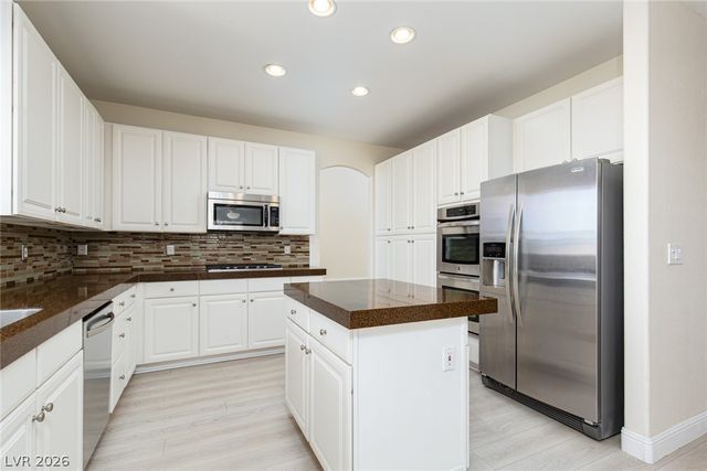 8528 Estrelita Drive, Las Vegas, NV 89128