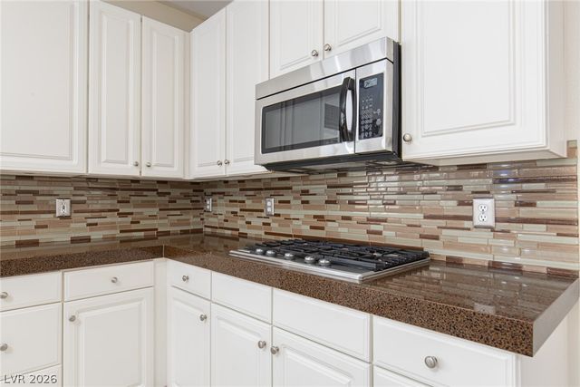 8528 Estrelita Drive, Las Vegas, NV 89128