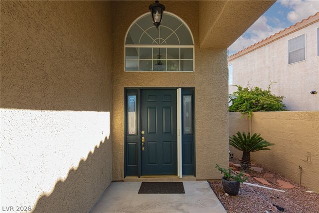 8528 Estrelita Drive, Las Vegas, NV 89128