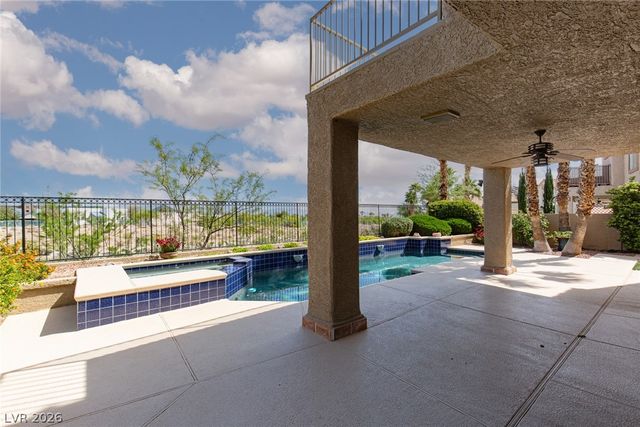 8528 Estrelita Drive, Las Vegas, NV 89128