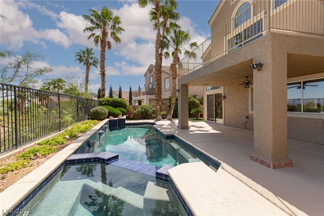 8528 Estrelita Drive, Las Vegas, NV 89128
