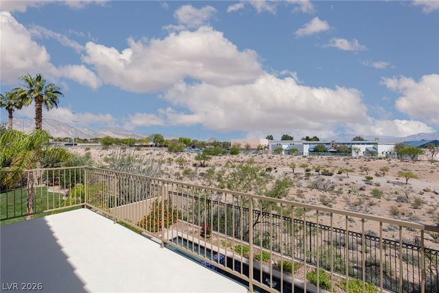 8528 Estrelita Drive, Las Vegas, NV 89128