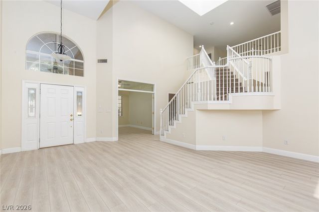 8528 Estrelita Drive, Las Vegas, NV 89128
