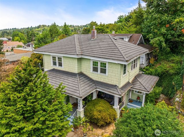 304 Scenic Way, Kent, WA 98030