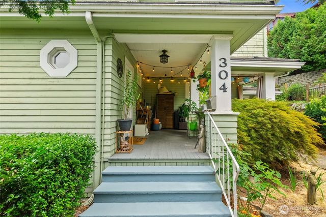 304 Scenic Way, Kent, WA 98030