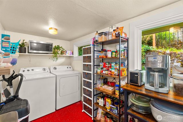 304 Scenic Way, Kent, WA 98030