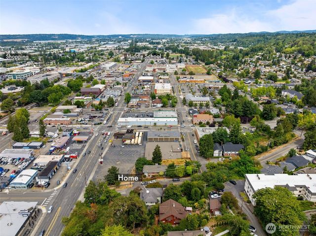 304 Scenic Way, Kent, WA 98030