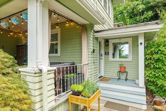 304 Scenic Way, Kent, WA 98030