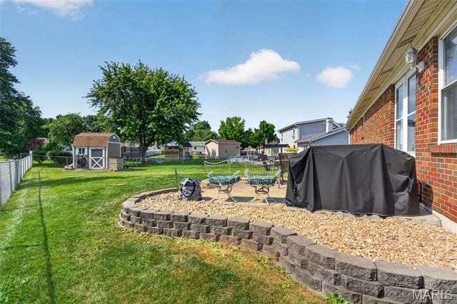 108 Sunny Hill Boulevard, St Peters, MO 63376