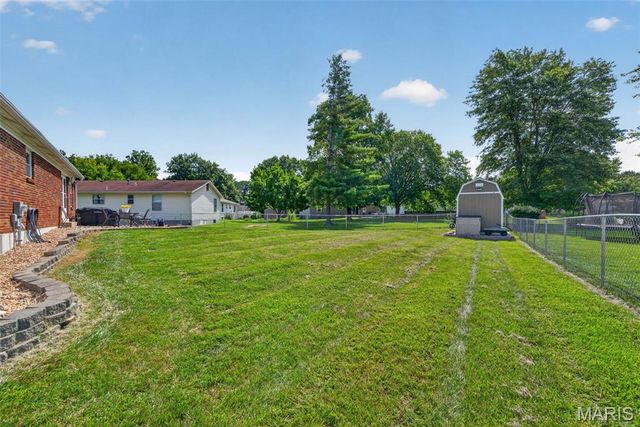 108 Sunny Hill Boulevard, St Peters, MO 63376