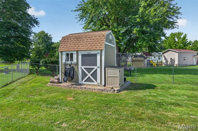 108 Sunny Hill Boulevard, St Peters, MO 63376