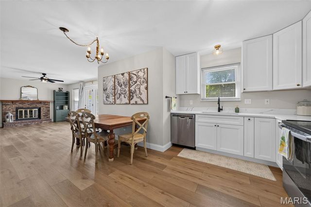 108 Sunny Hill Boulevard, St Peters, MO 63376