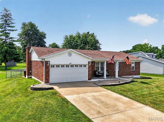 108 Sunny Hill Boulevard, St Peters, MO 63376