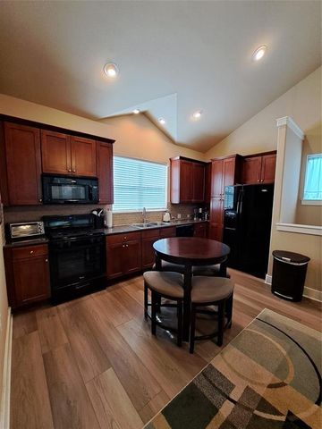 1601 Miriam Ave 311, Austin, TX 78702