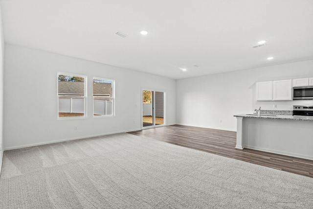 501 Silver Pidgeon St, Aynor, SC 29511