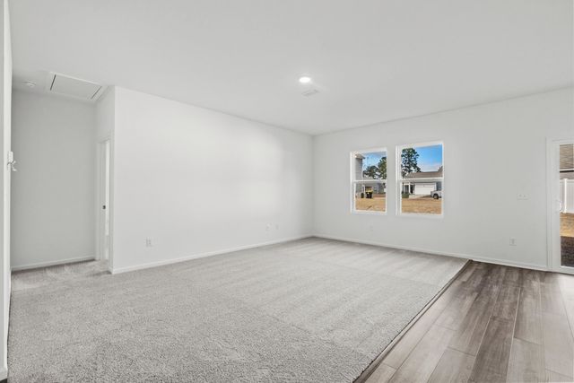 501 Silver Pidgeon St, Aynor, SC 29511