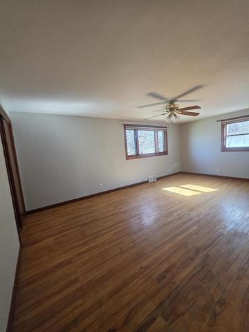 239 W WATER STREET, Brillion, WI 54110