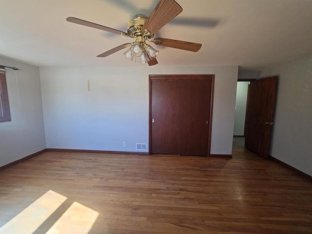 239 W WATER STREET, Brillion, WI 54110