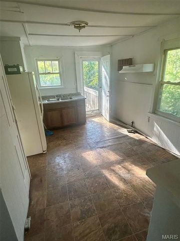 5612 Hamilton Avenue, Jennings, MO 63136