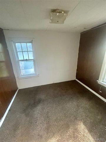 5612 Hamilton Avenue, Jennings, MO 63136