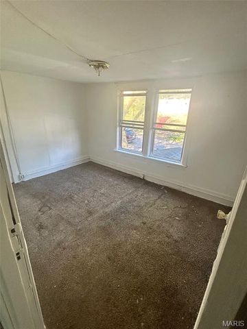 5612 Hamilton Avenue, Jennings, MO 63136